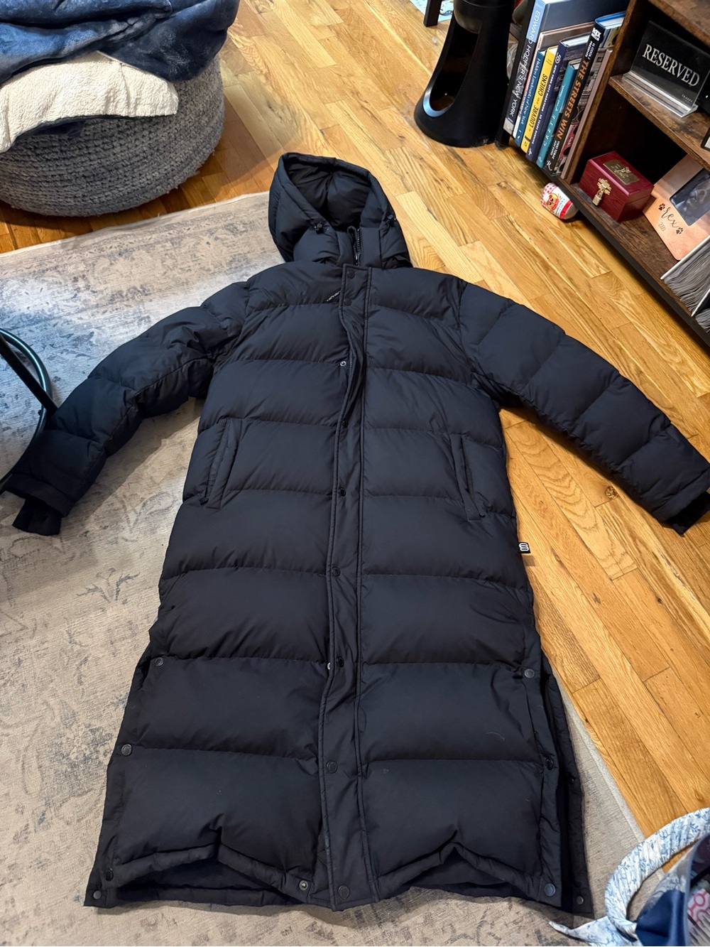 Aritzia super puff long with hood size large
